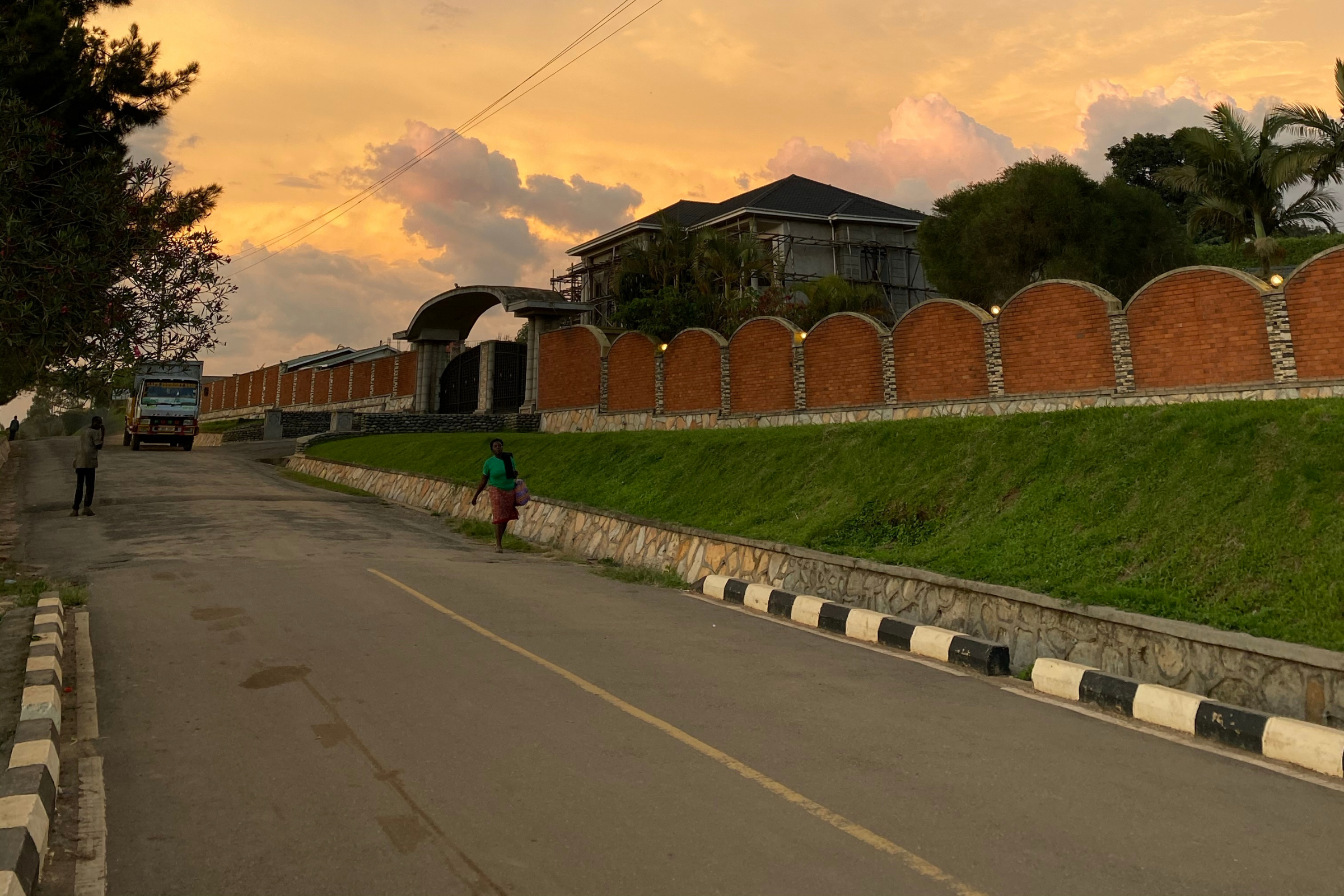 fort portal (2).webp